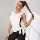 Regata Feminina cavada para treino de musculação e yoga