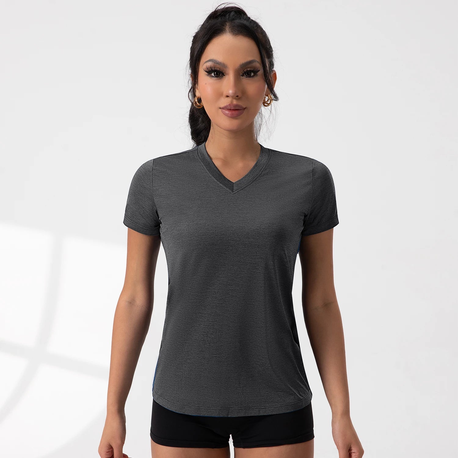 Top Esportivo Decote em V com Pregas Manga Curta – Poliéster e Spandex, 5 Cores, S ao XL